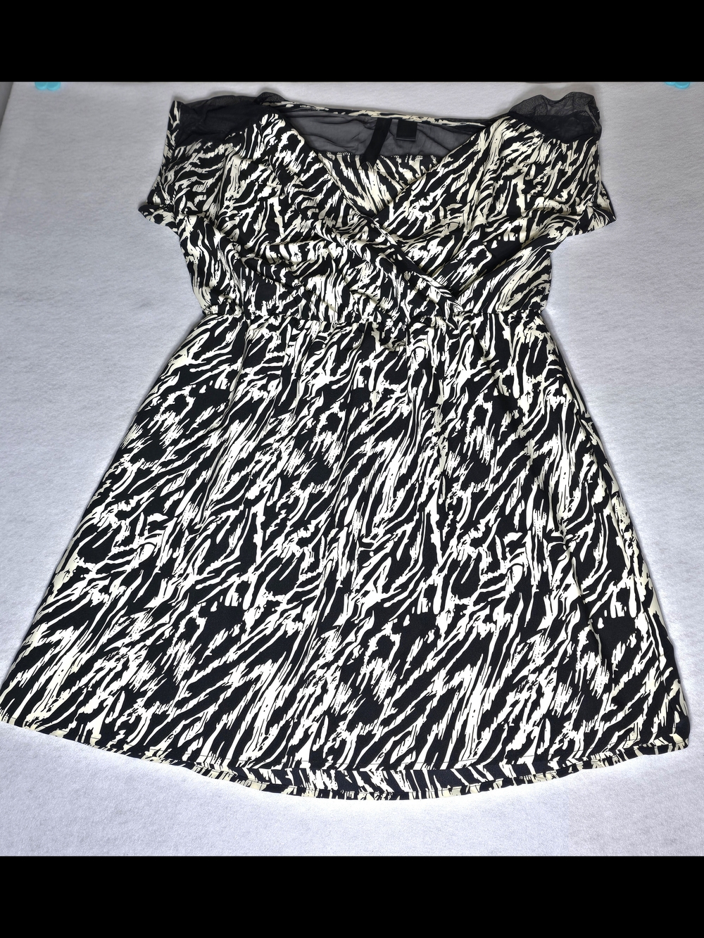 Black & White Abstract Print Short Dress From Petticoat Ally Size L